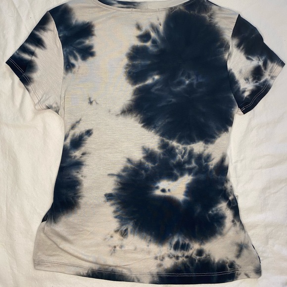 Socialite Crop Top - Picture 3 of 3